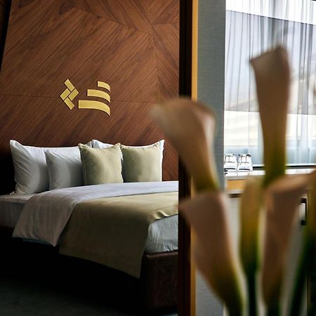 Hotel Pupin Novi Sad Exterior photo A room at the hotel