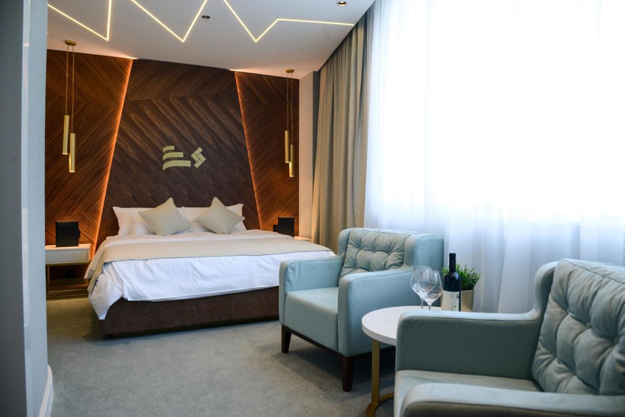 Hotel Pupin Novi Sad Exterior photo A room at the hotel